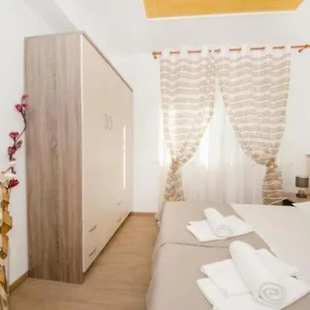 Appartamento Mia St - A3 *