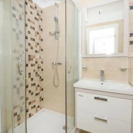 Appartement Mia St - A3 *